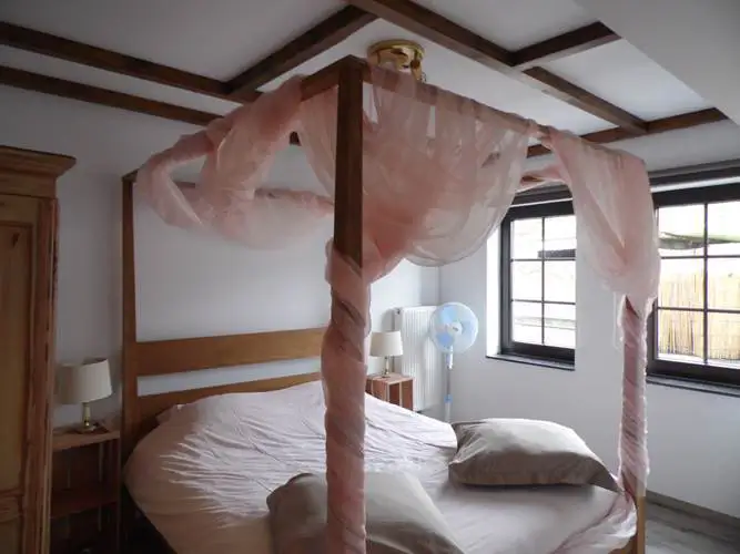 Cottage for 2 people in Chaudfontaine Western City : Tombstone